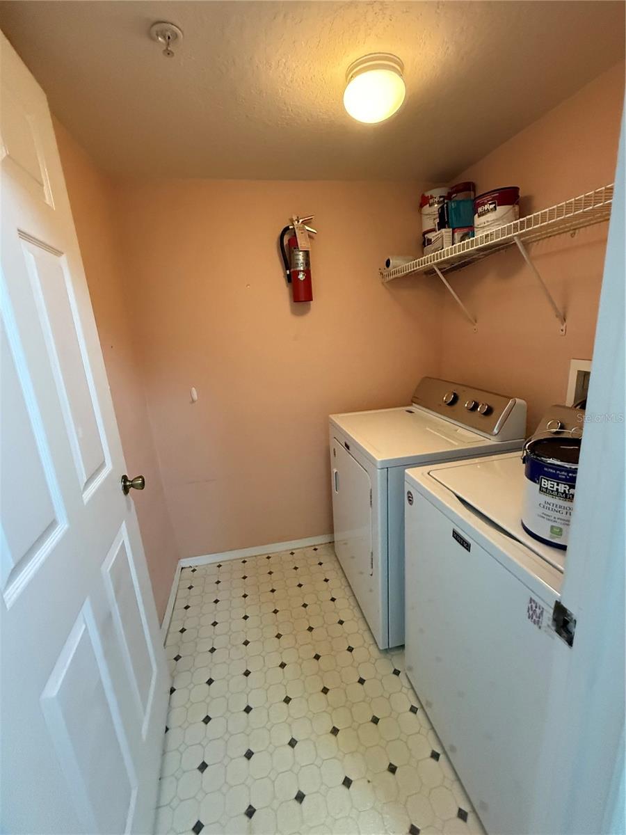 Image 14 of 23 For 827 Camargo Way 205