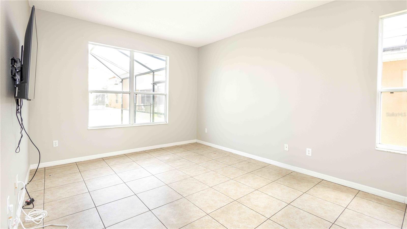 Image 12 of 47 For 158 Barefoot Beach Way