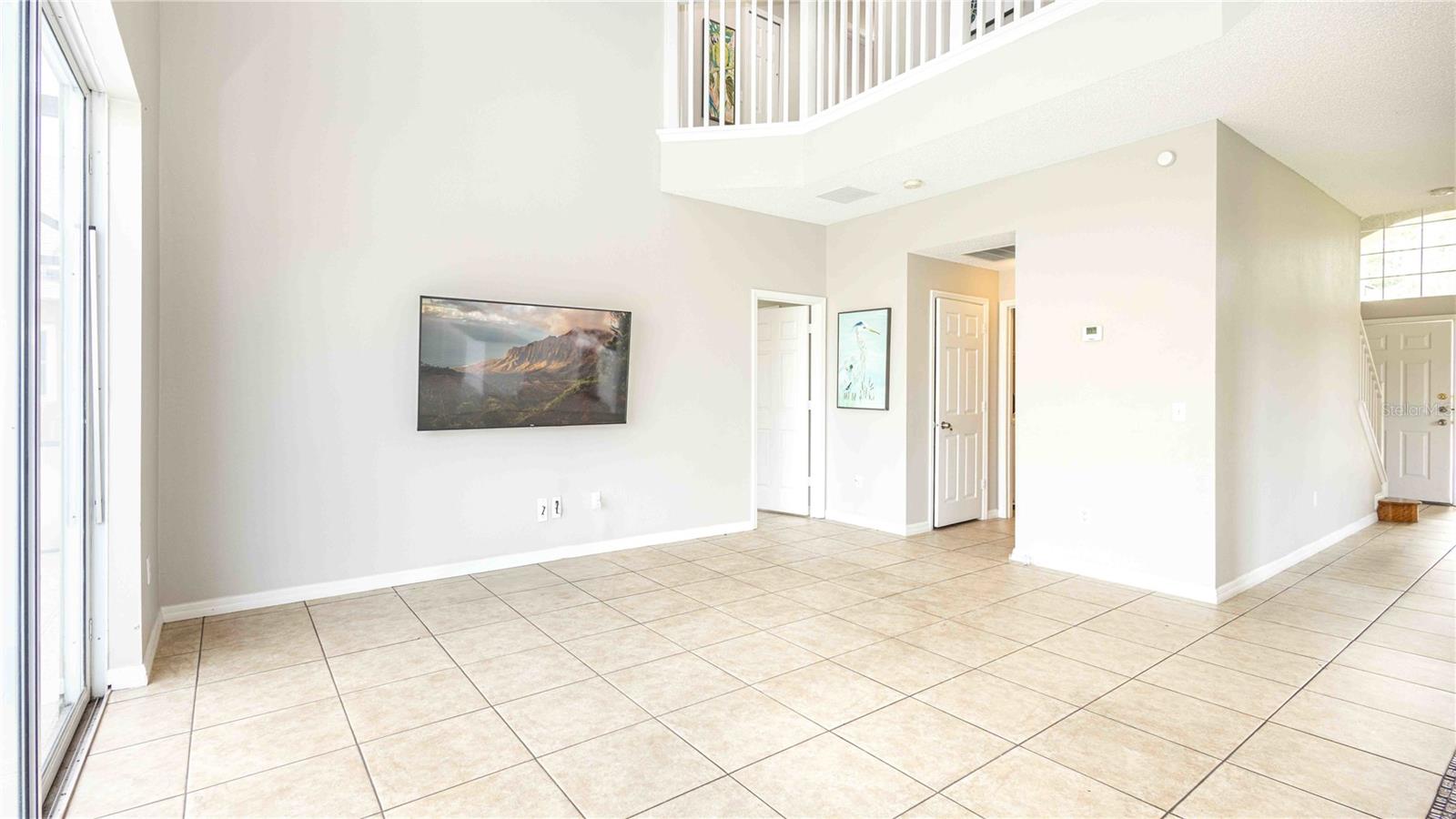Image 13 of 47 For 158 Barefoot Beach Way