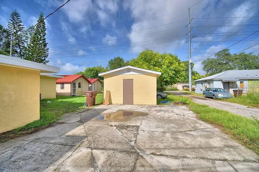 Image 3 of 19 For 618 Booker Avenue