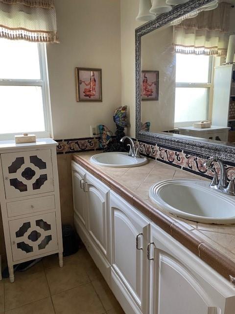 Image 22 of 36 For 1015 Woodall Drive