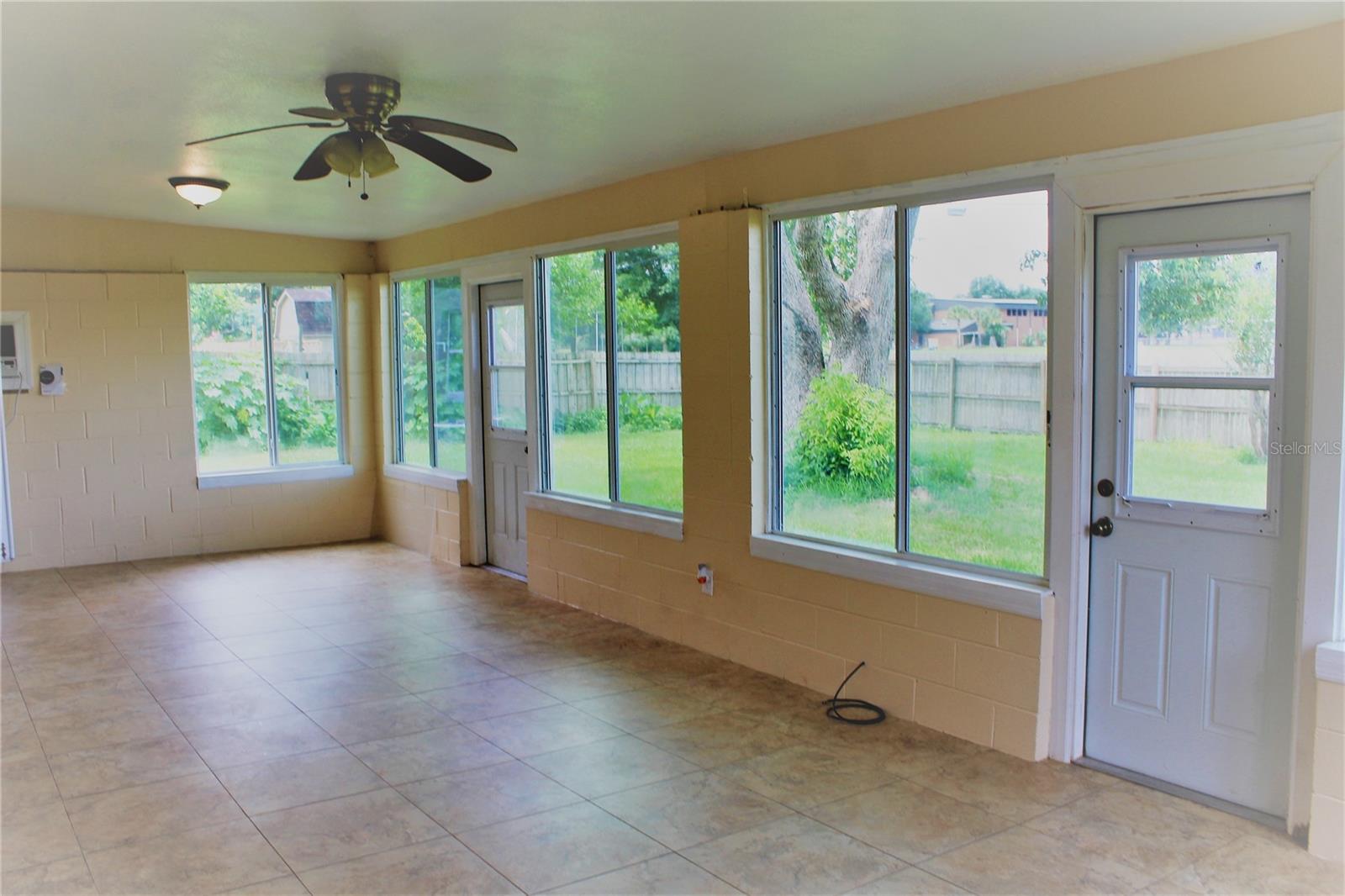 Image 28 of 36 For 1015 Woodall Drive