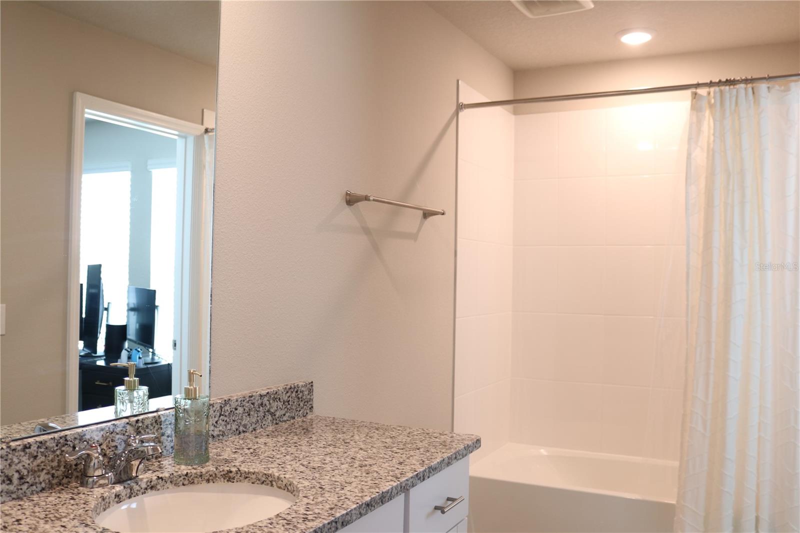 Image 18 of 19 For 2415 Sweet Viburnum Way