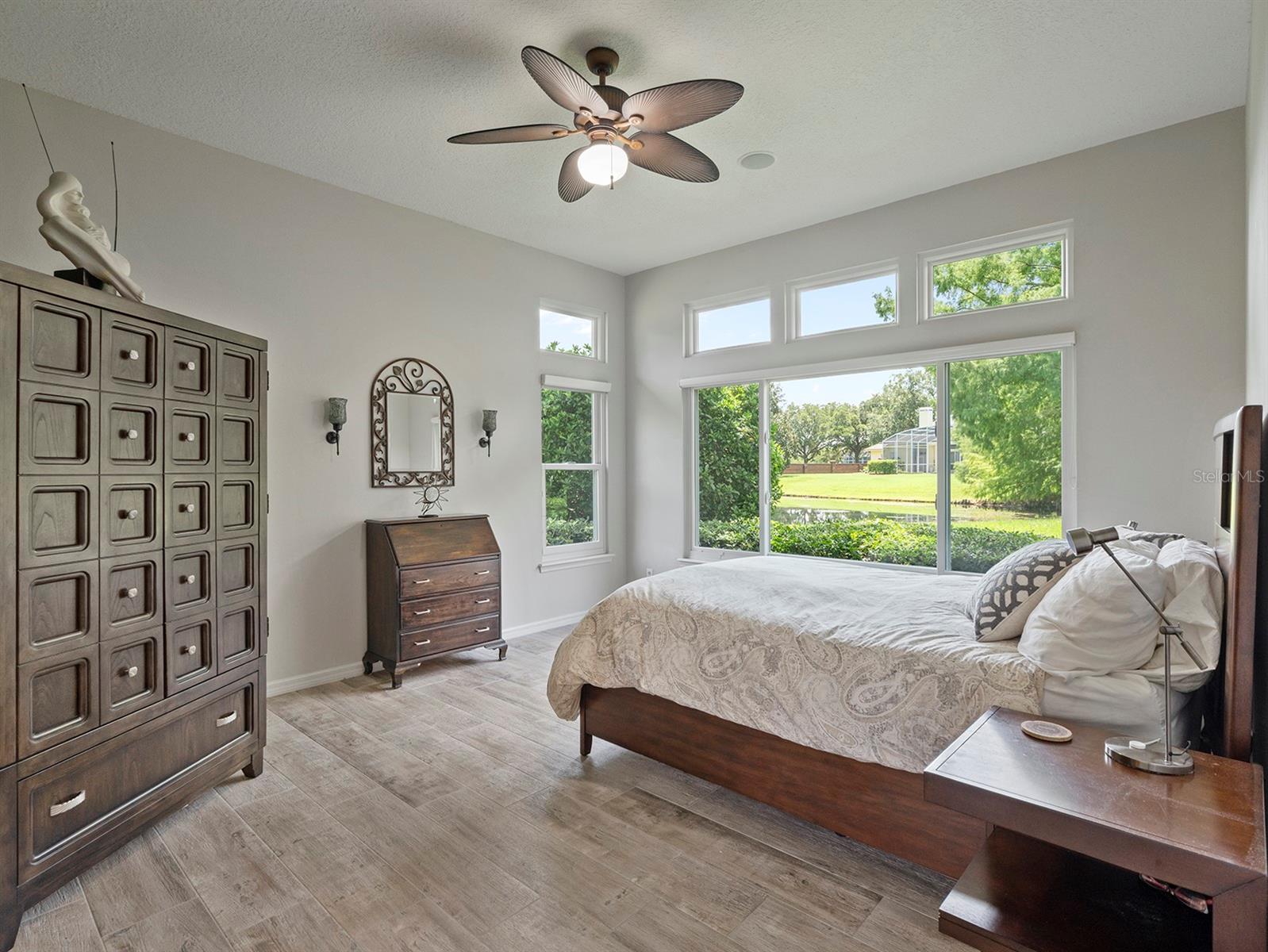 Image 19 of 52 For 14450 Stamford Circle