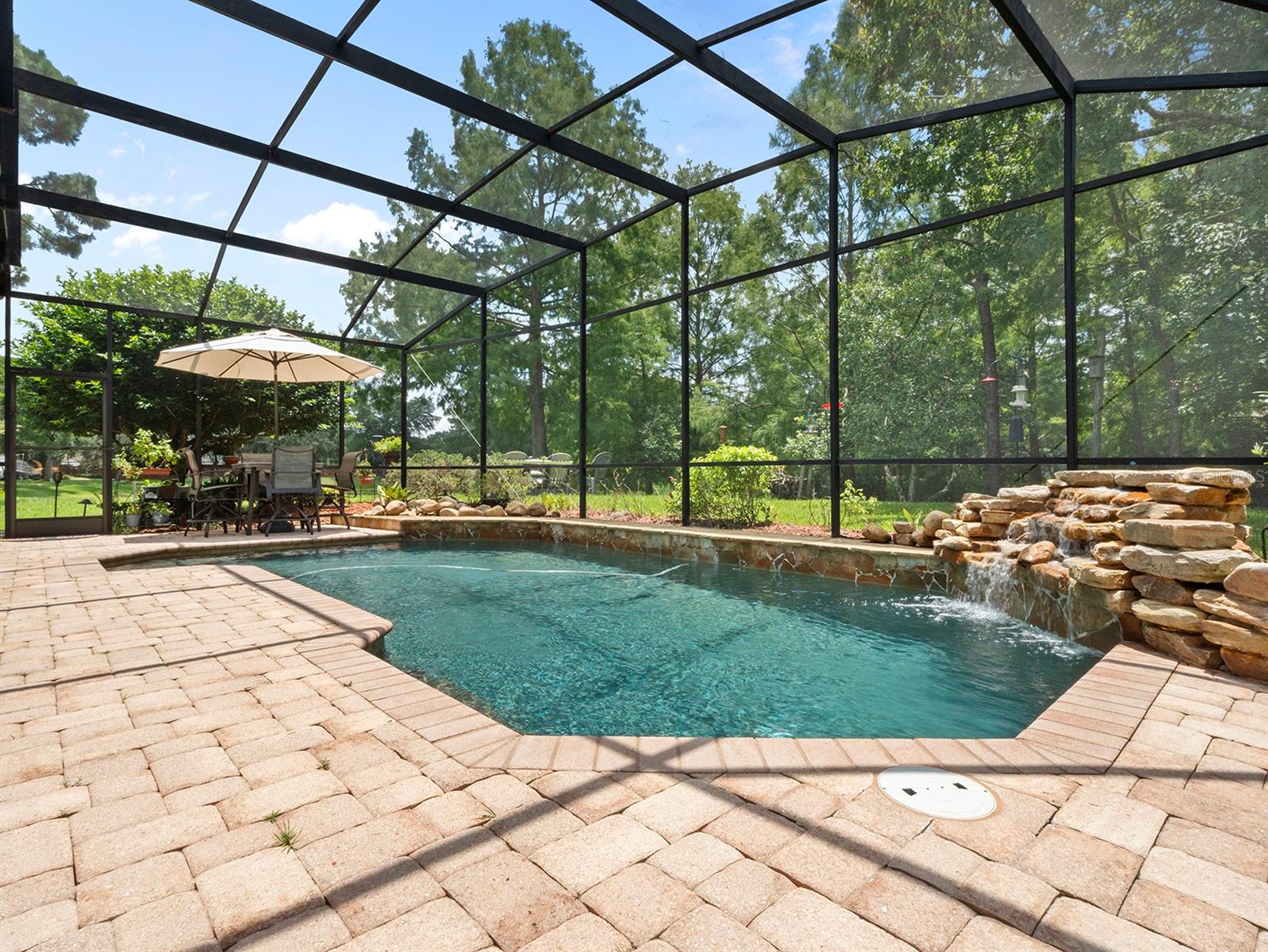 Image 32 of 52 For 14450 Stamford Circle