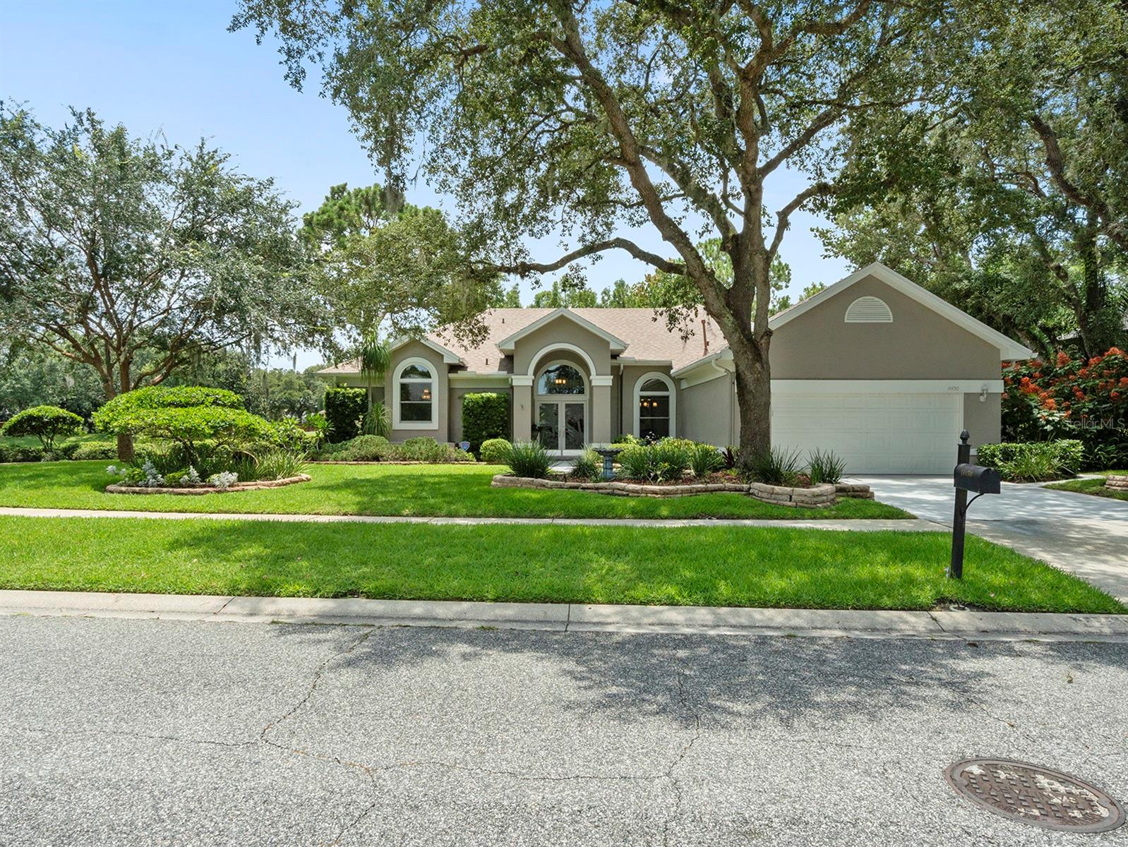 Image 39 of 52 For 14450 Stamford Circle