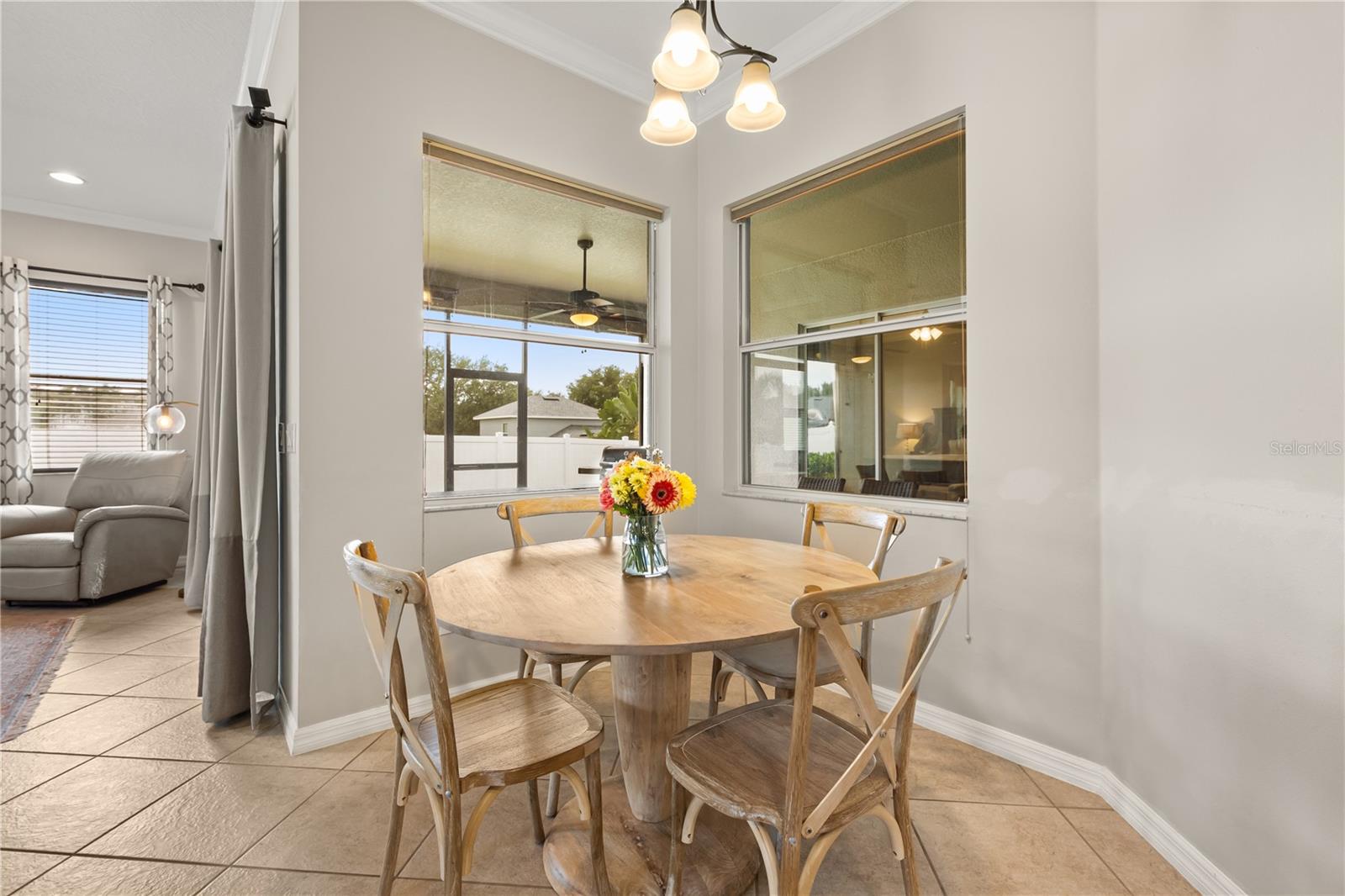 Image 14 of 36 For 2018 Bay Clover Drive