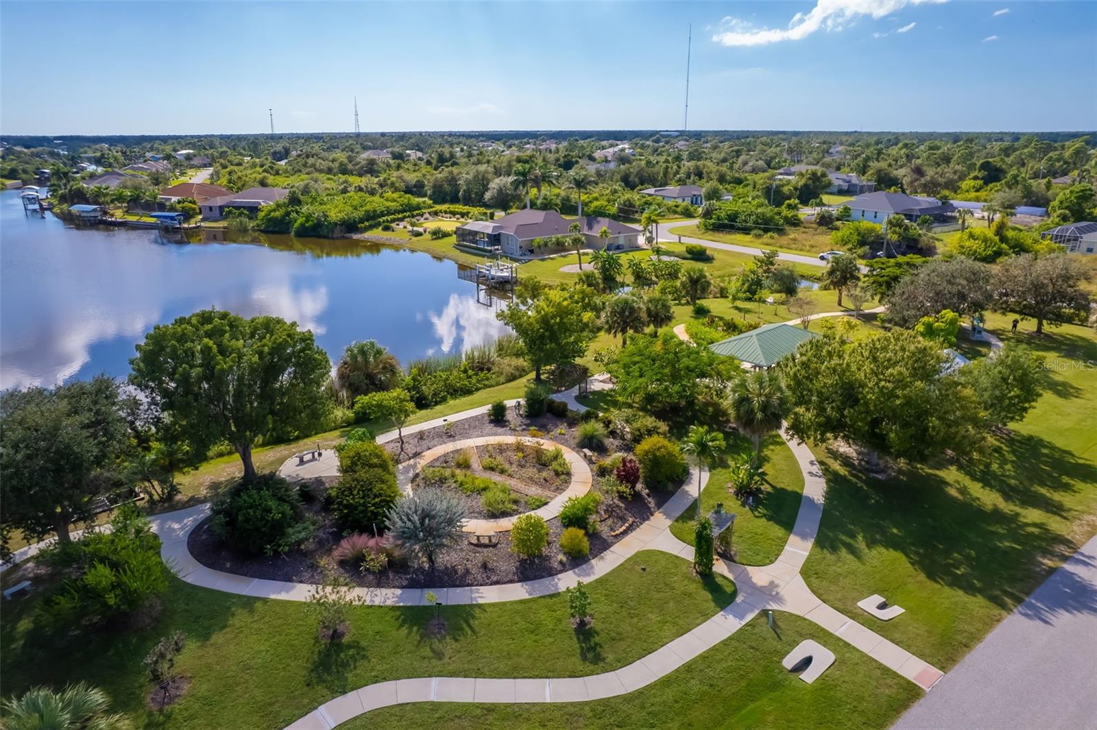 Image 16 of 20 For 15531 Applewhite Circle