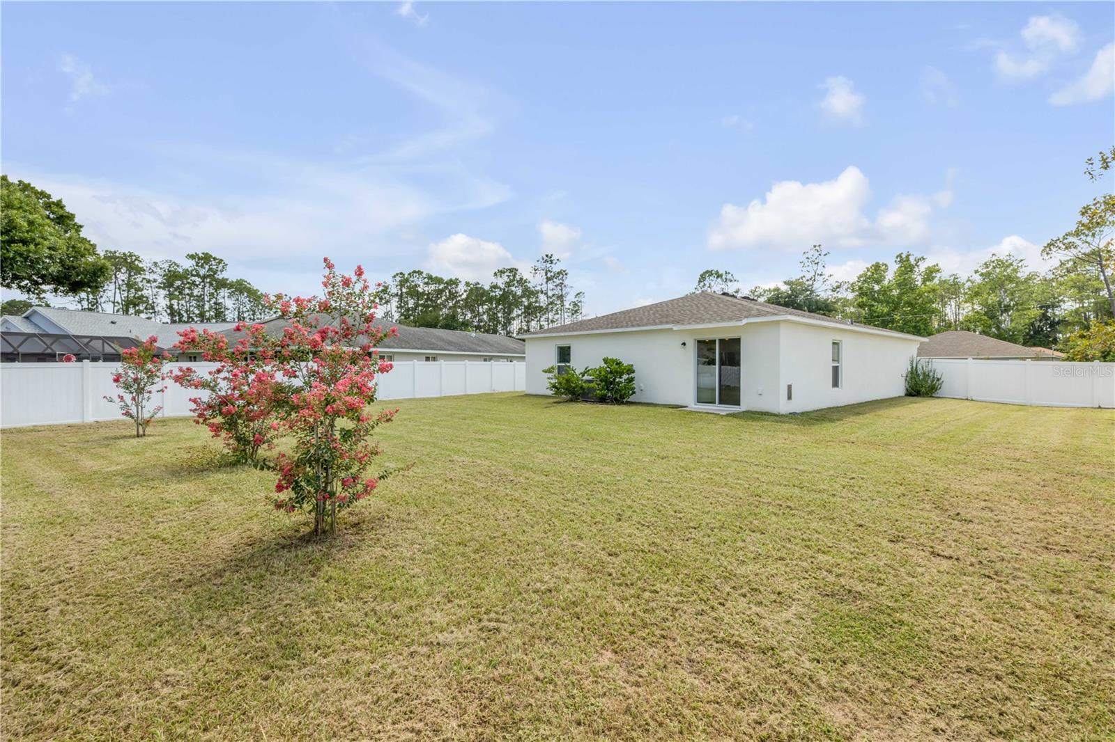 Image 16 of 22 For 40 Briarvue Lane