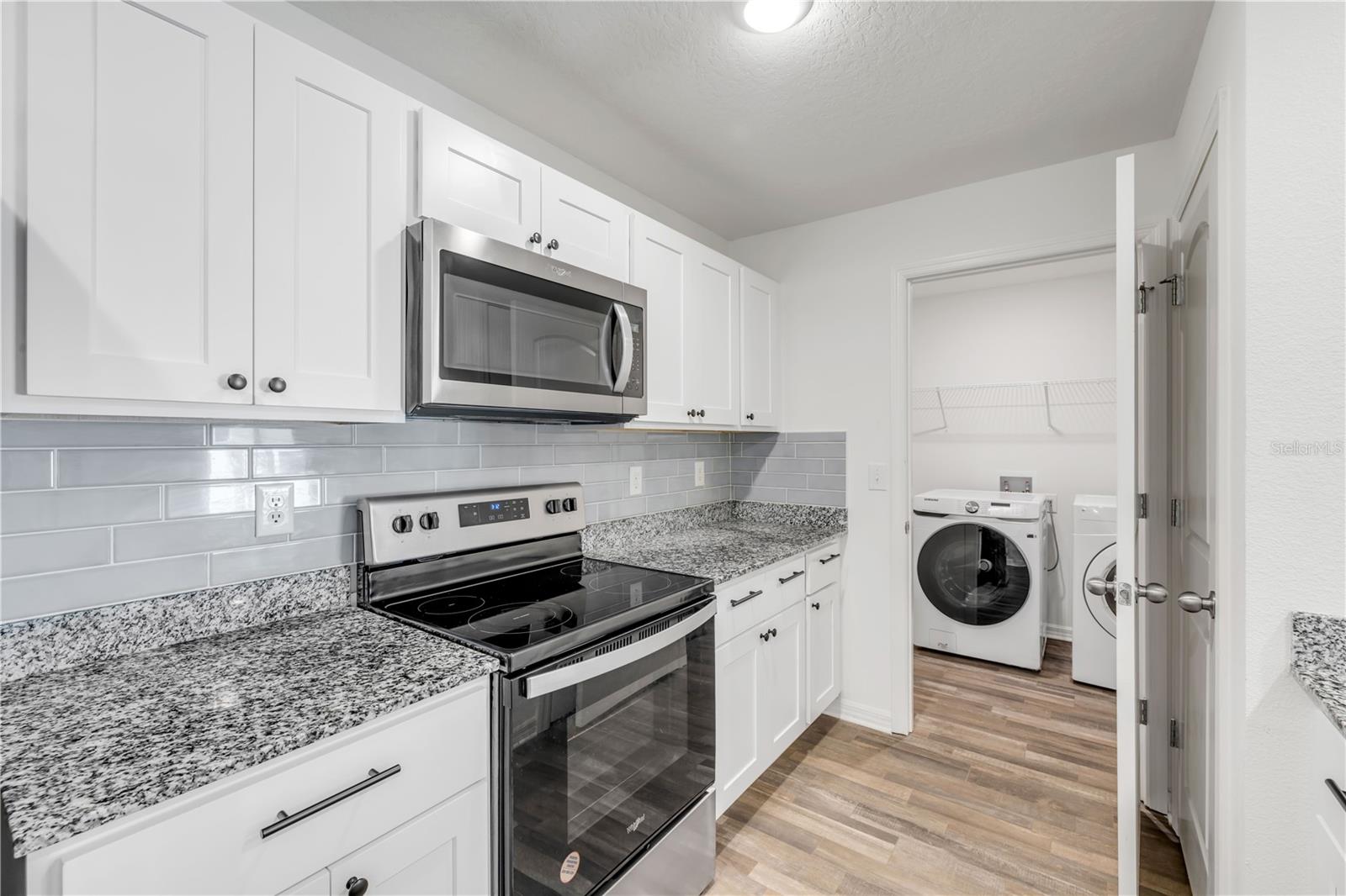 Image 5 of 22 For 40 Briarvue Lane