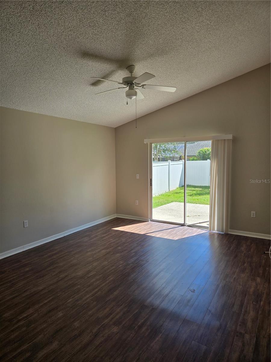 Image 8 of 13 For 14515 Greydale Circle