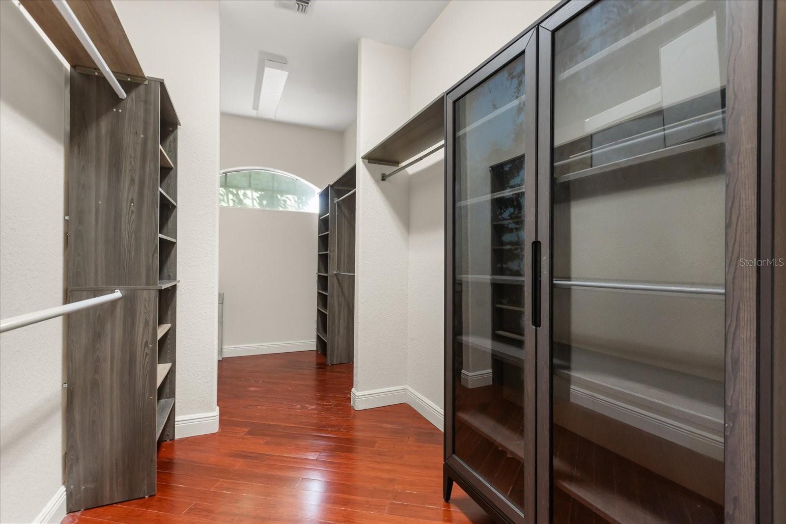 Image 12 of 66 For 1738 Bridgewater Drive