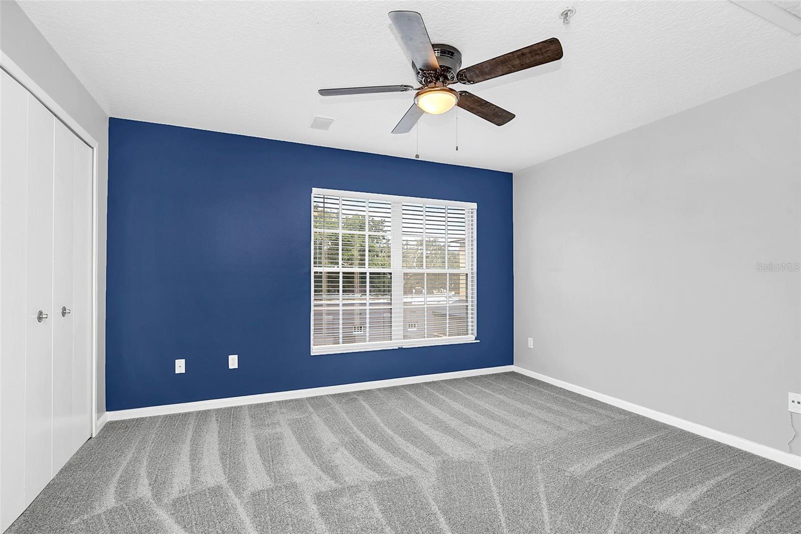 Image 5 of 11 For 40 Hyer Avenue
