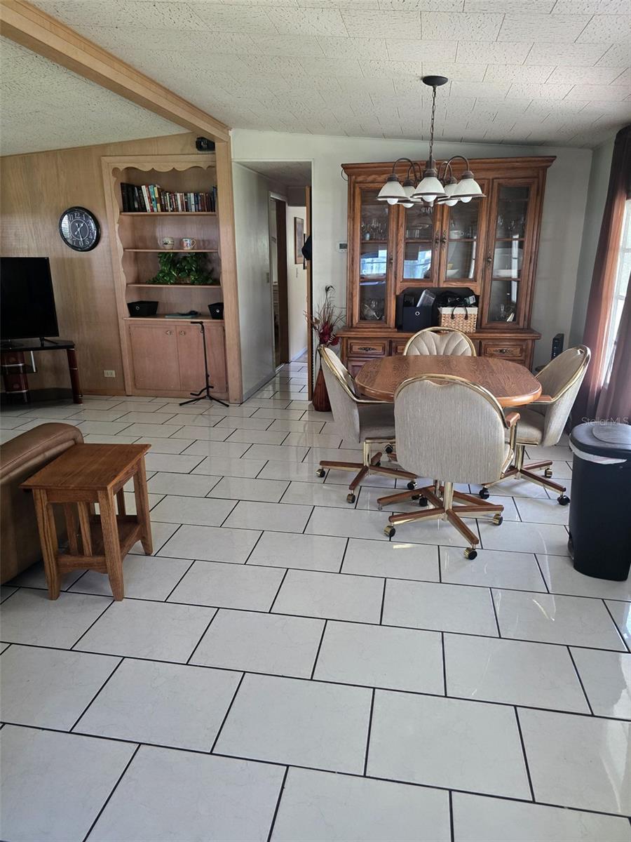 Image 3 of 18 For 3896 Picciola Road 534
