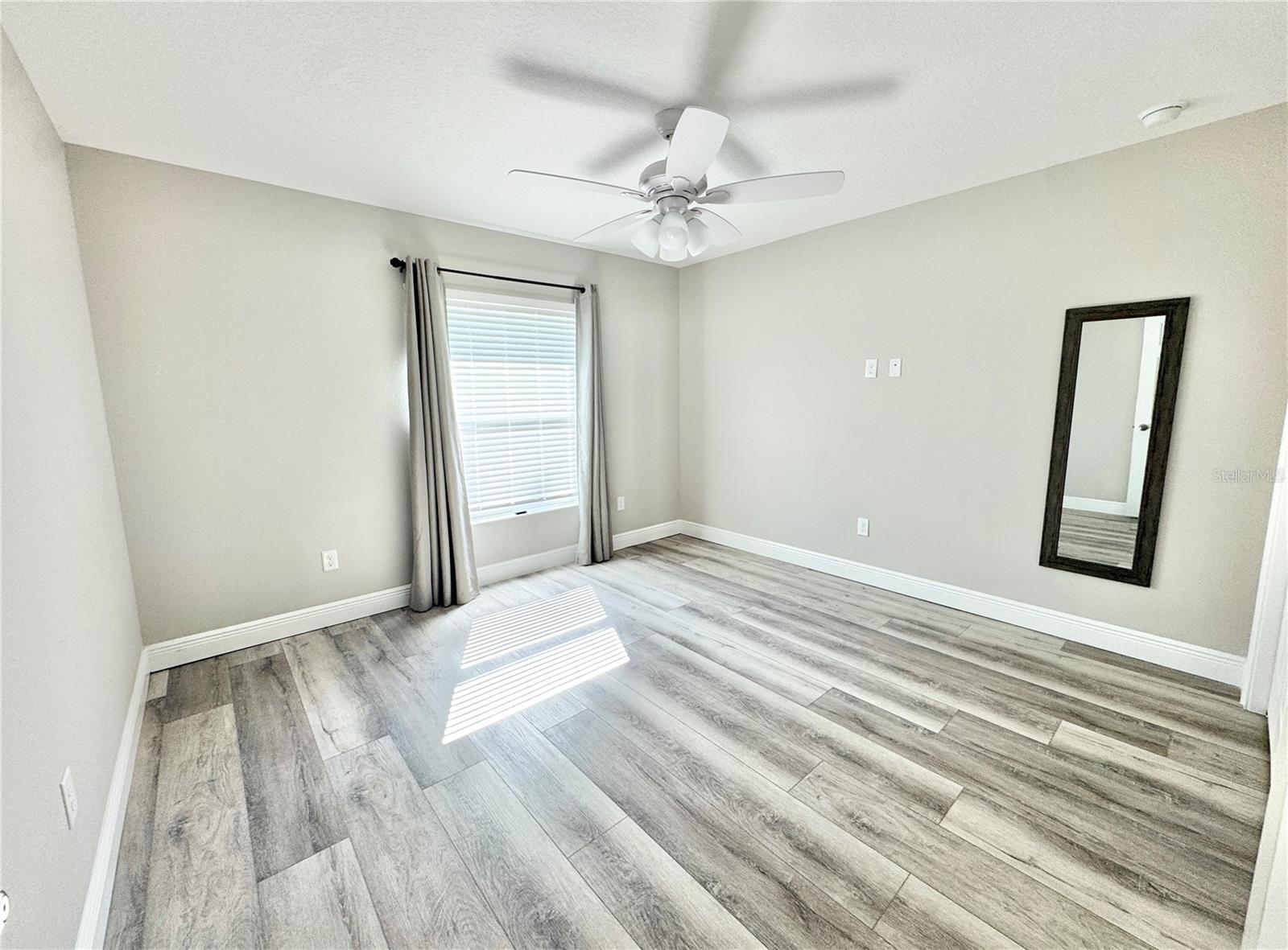 Image 21 of 30 For 6889 179th Court Road