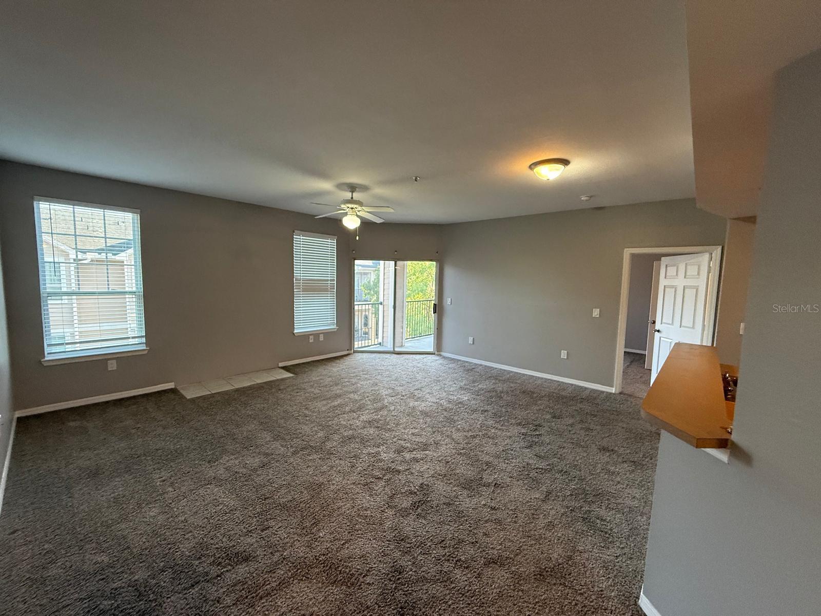 Image 24 of 36 For 2015 Erving Circle 307