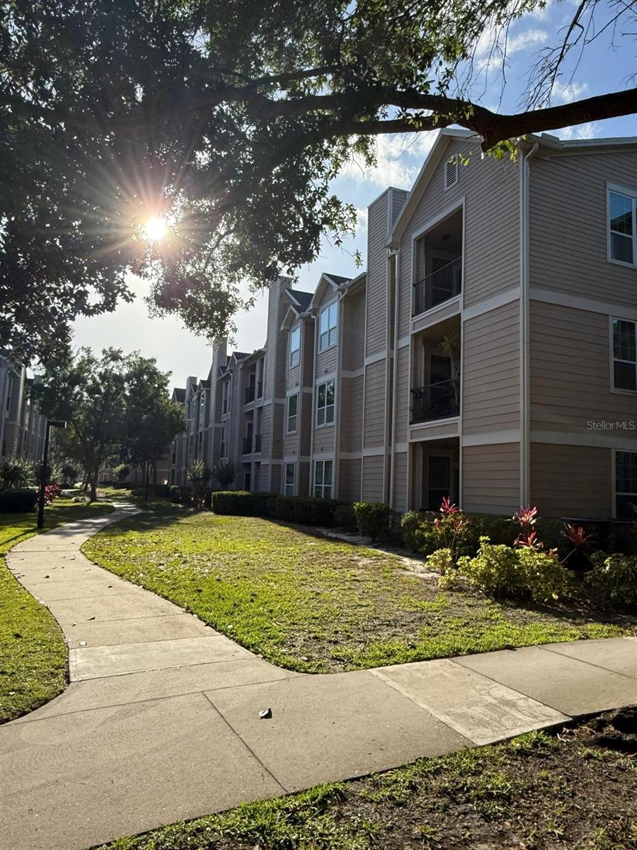 Image 34 of 36 For 2015 Erving Circle 307