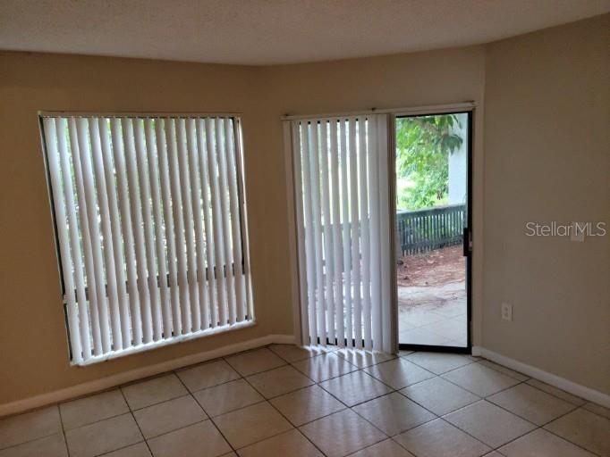 Image 18 of 19 For 4322 Lakeway Drive 13 F