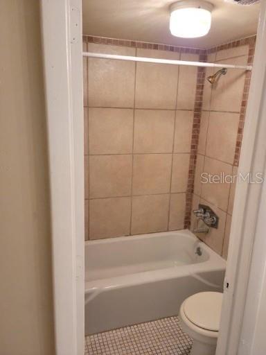 Image 9 of 19 For 4322 Lakeway Drive 13 F