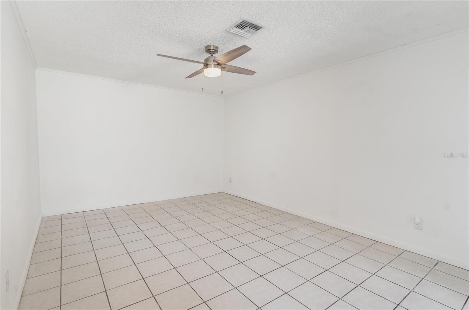 Image 10 of 20 For 2423 Centennial Boulevard