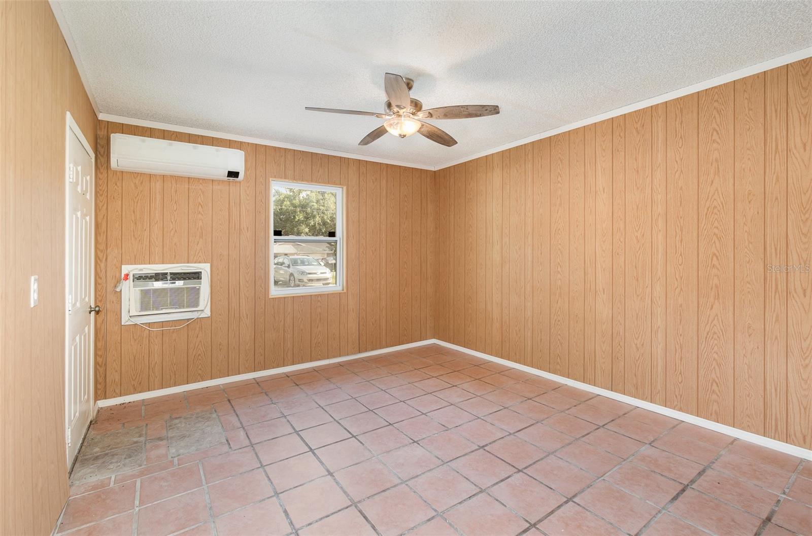 Image 12 of 20 For 2423 Centennial Boulevard