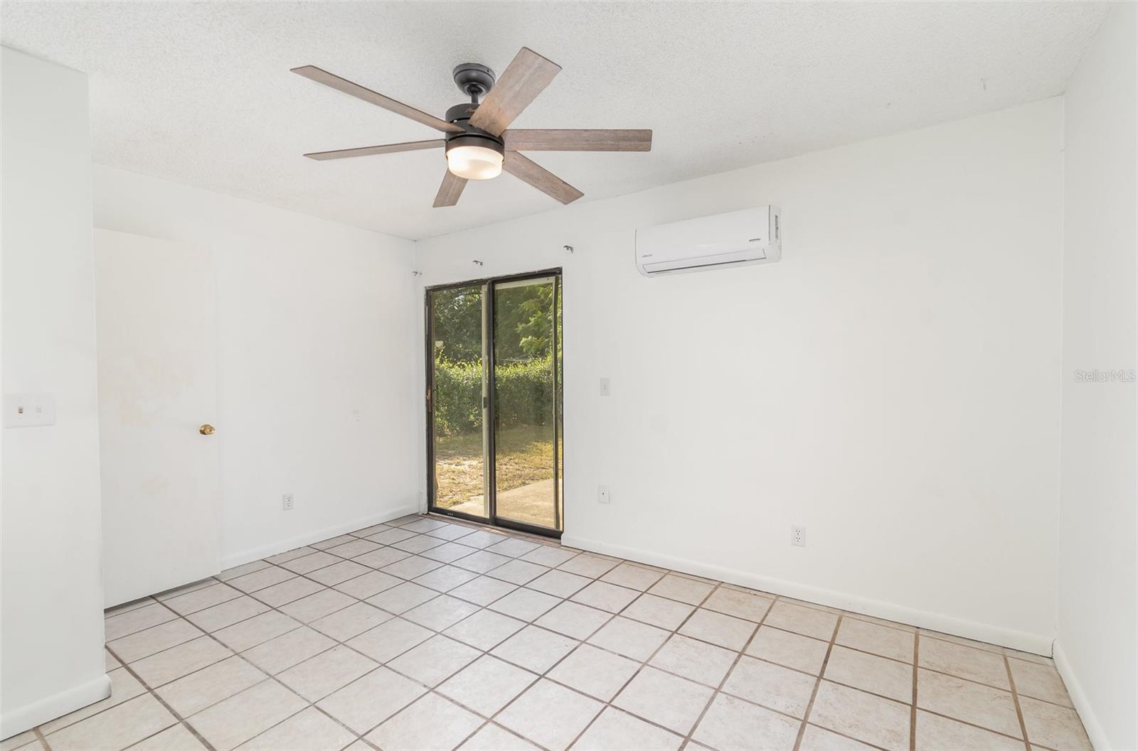 Image 9 of 20 For 2423 Centennial Boulevard