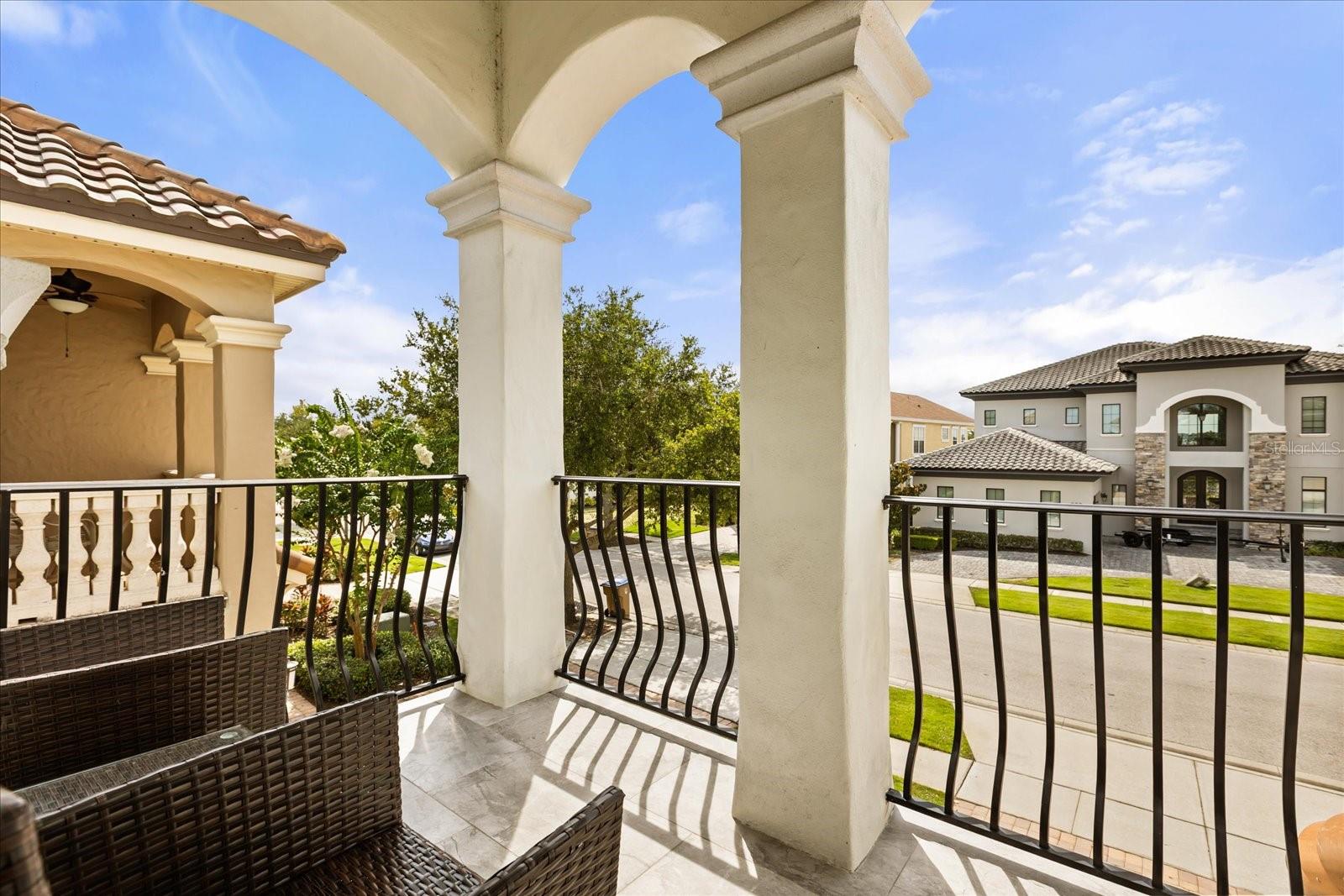Image 41 of 49 For 915 Golden Bear Drive