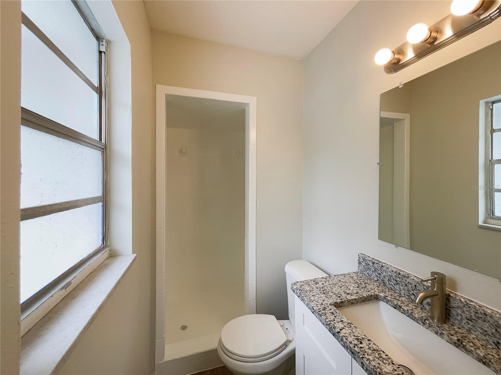 Image 20 of 27 For 11045 Lake Eustis Drive