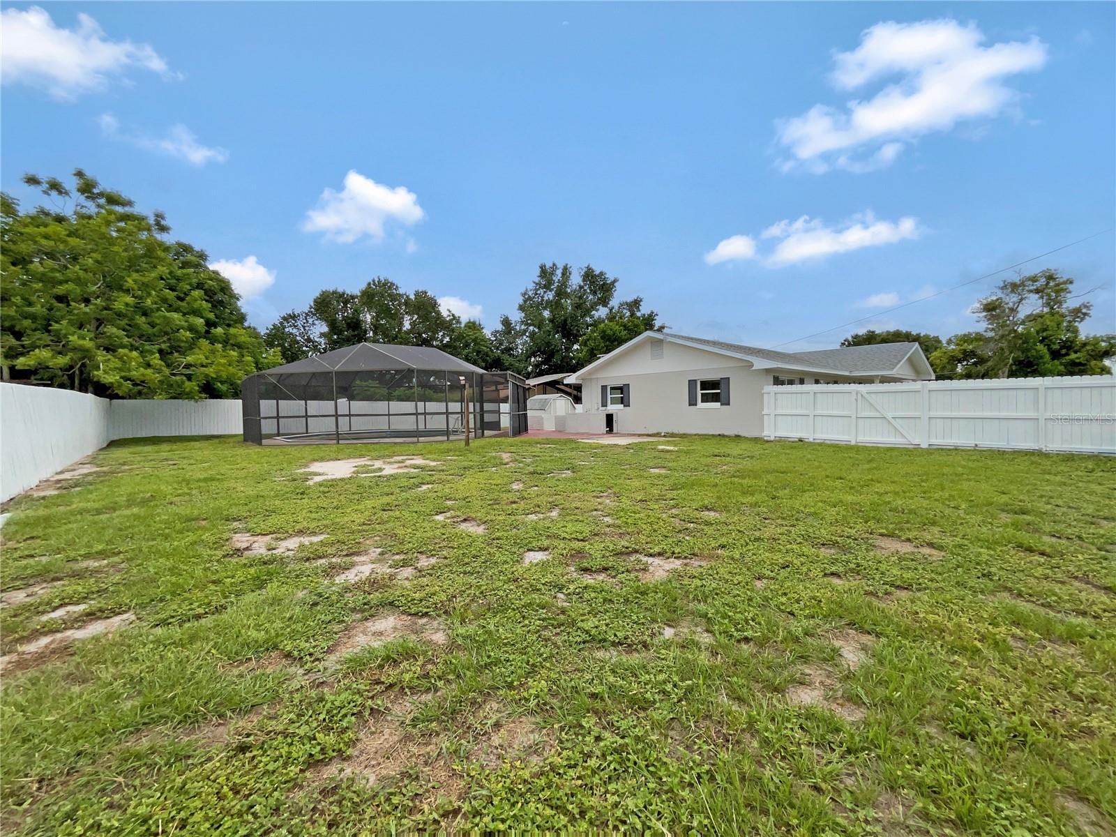 Image 8 of 27 For 11045 Lake Eustis Drive