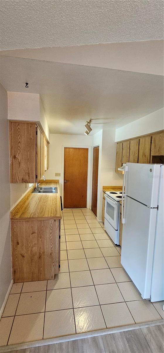 Image 11 of 36 For 248 Deleon Road