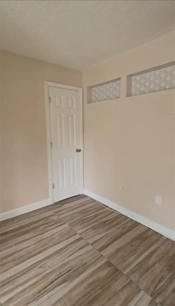 Image 6 of 12 For 807 Weldona Lane 106