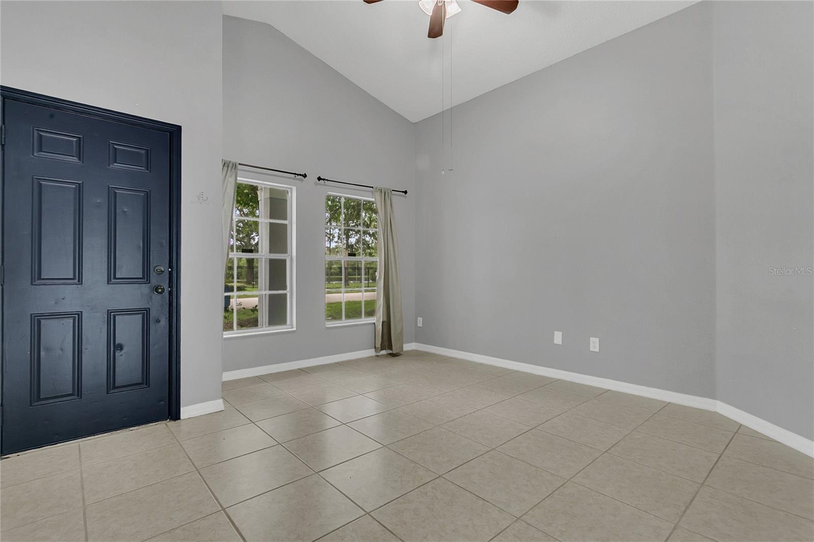 Image 4 of 27 For 18504 Washington Avenue