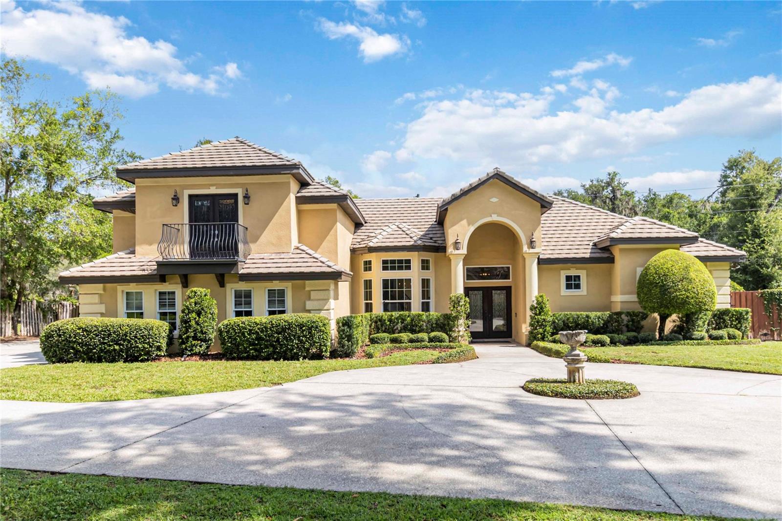 Details for 1734 Majestic Oak Drive, APOPKA, FL 32712