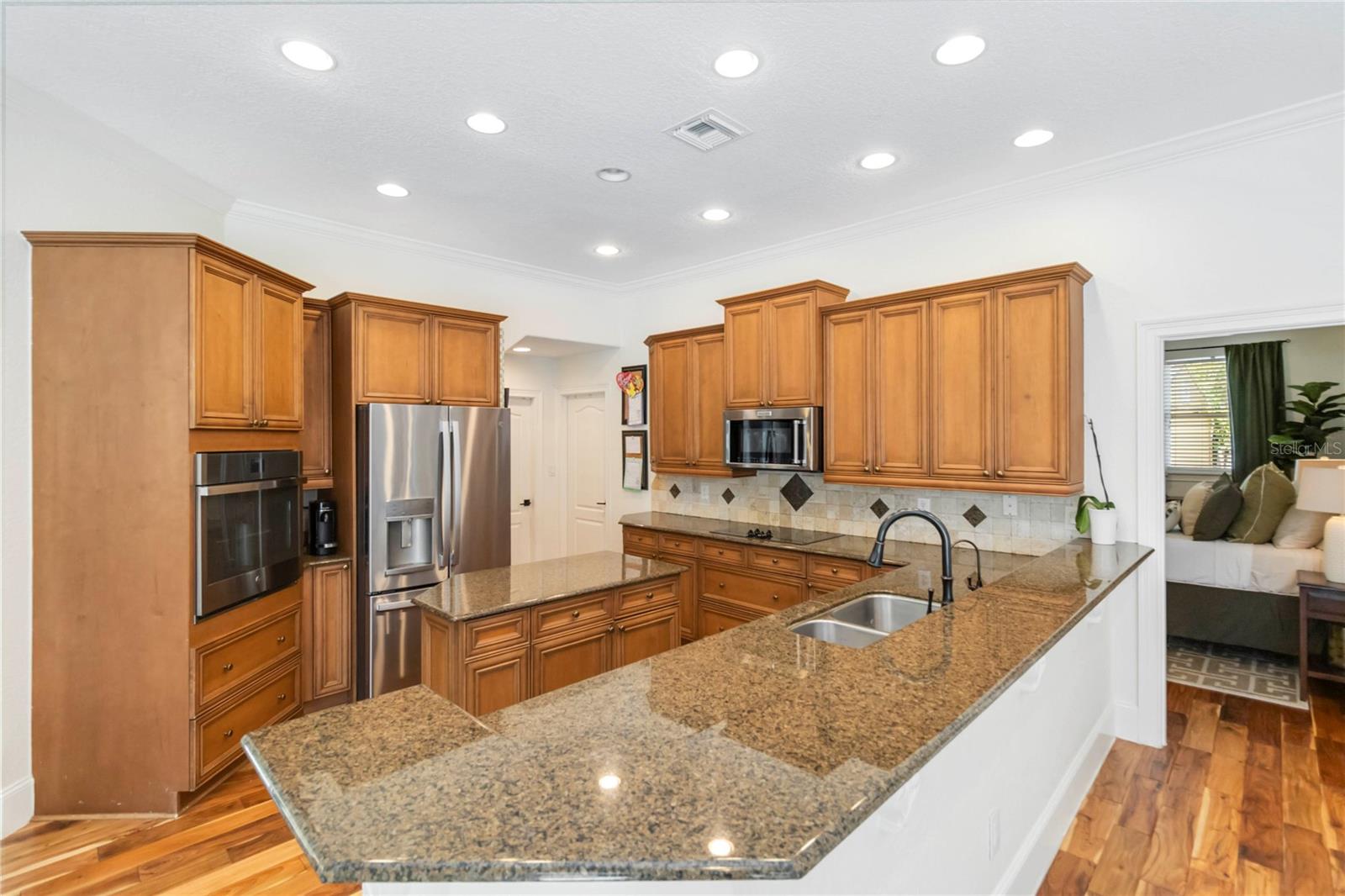 Image 11 of 46 For 1734 Majestic Oak Drive