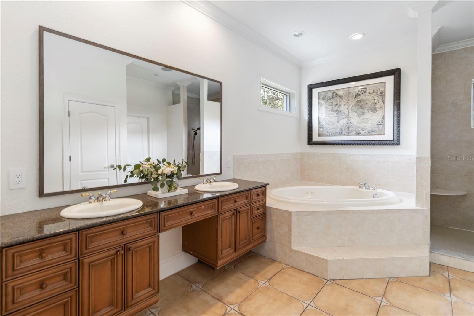 Image 15 of 46 For 1734 Majestic Oak Drive