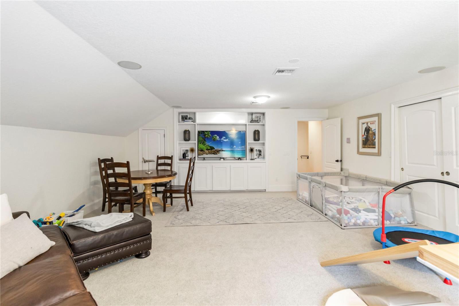 Image 31 of 46 For 1734 Majestic Oak Drive