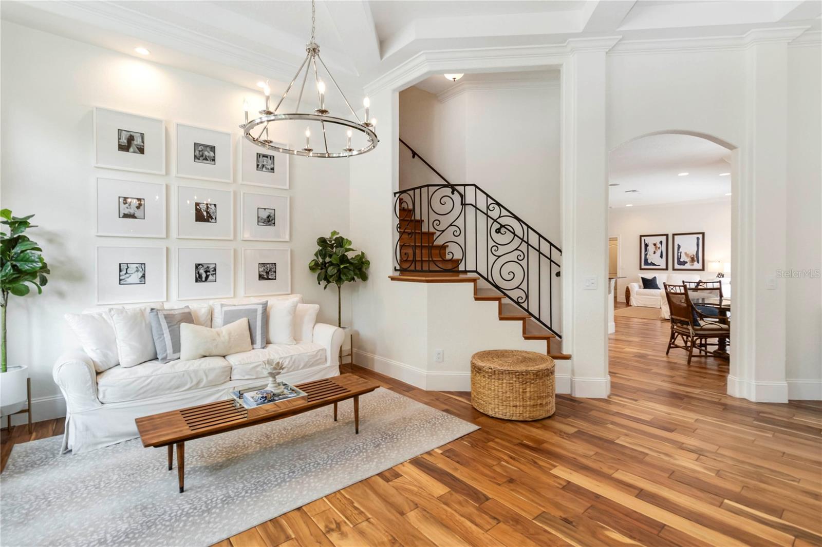 Image 4 of 46 For 1734 Majestic Oak Drive