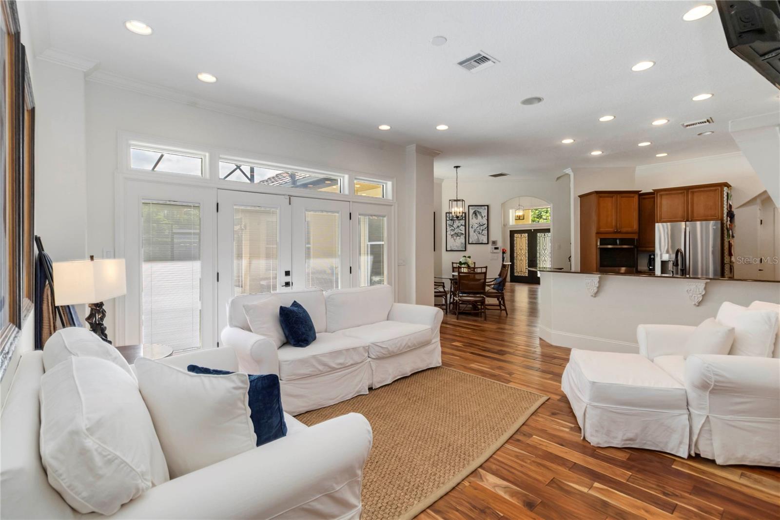 Image 7 of 46 For 1734 Majestic Oak Drive