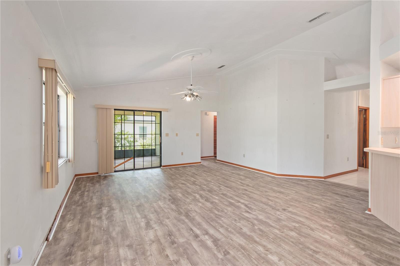 Image 10 of 44 For 12797 43rd Circle