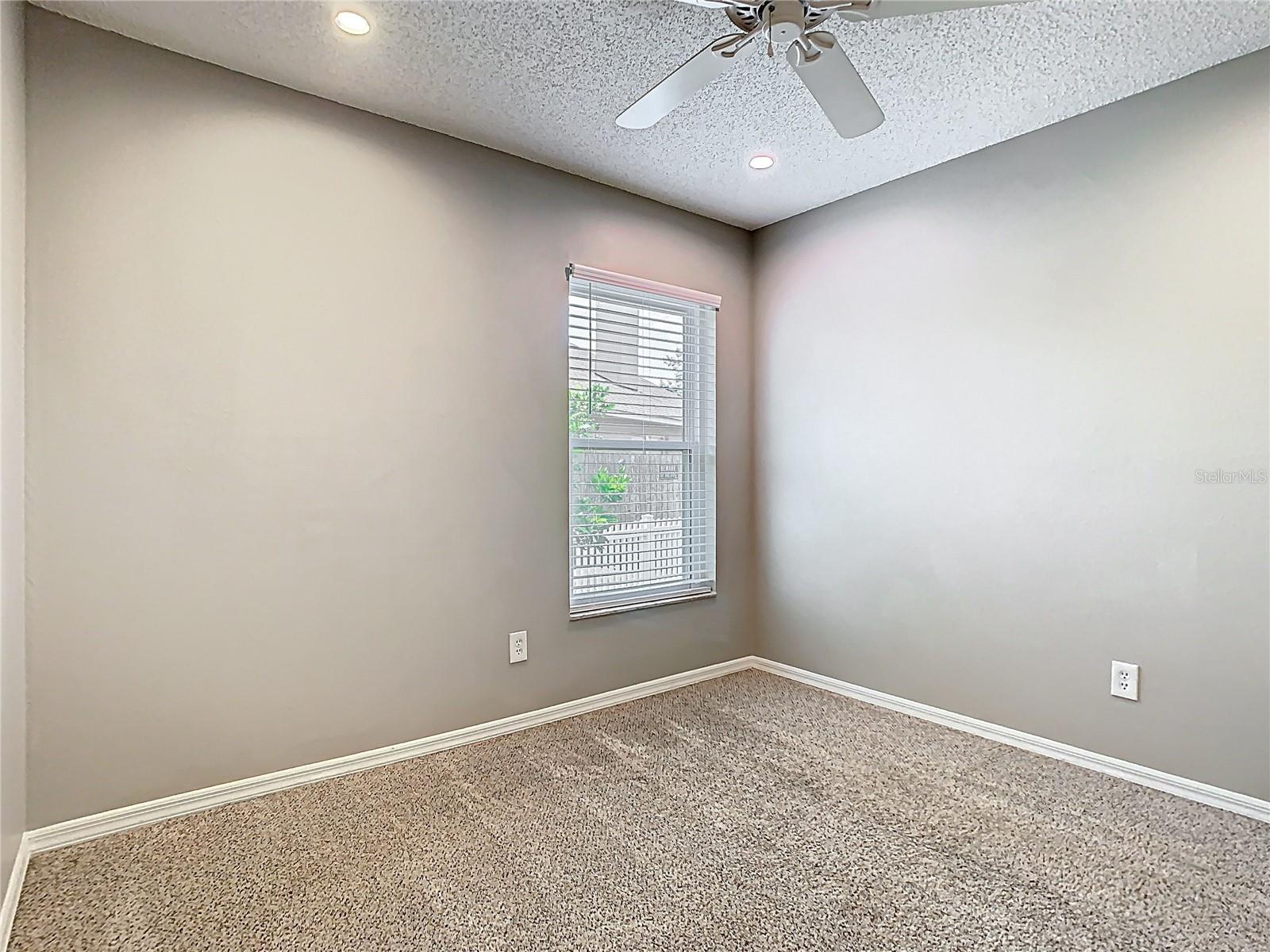 Image 19 of 46 For 2641 Delcrest Drive