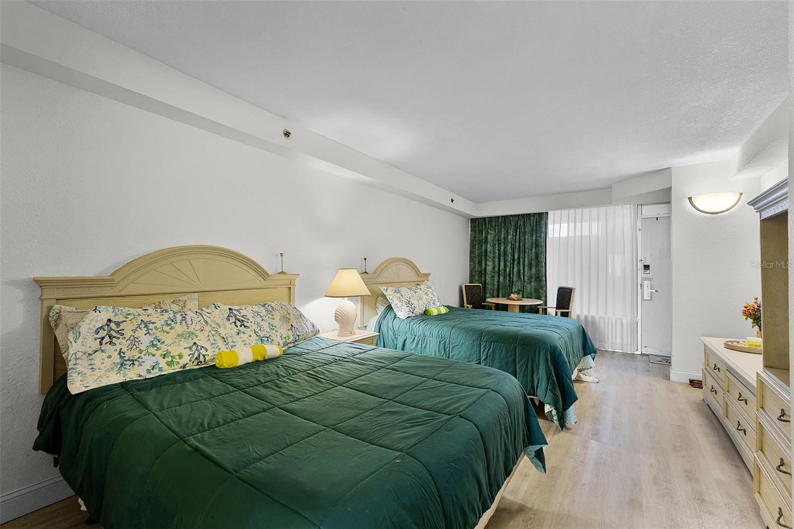 Image 5 of 21 For 2700 Atlantic Avenue 217