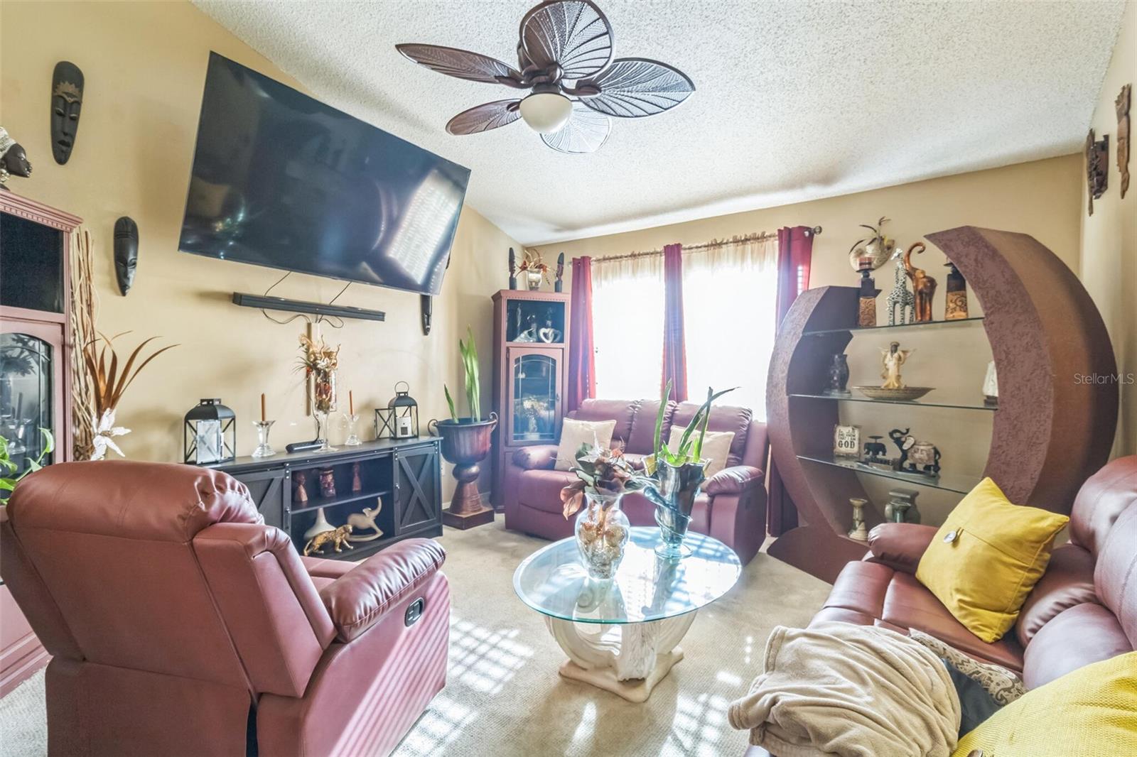 Listing photo id 1 for 9931 Crofton Lane