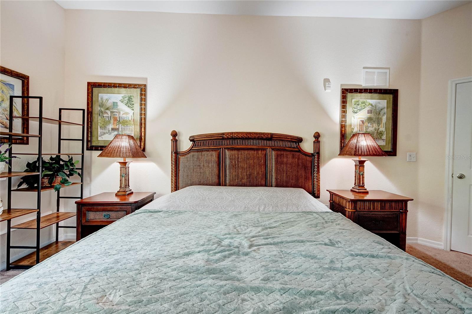 Image 14 of 28 For 9055 Treasure Trove Lane 407