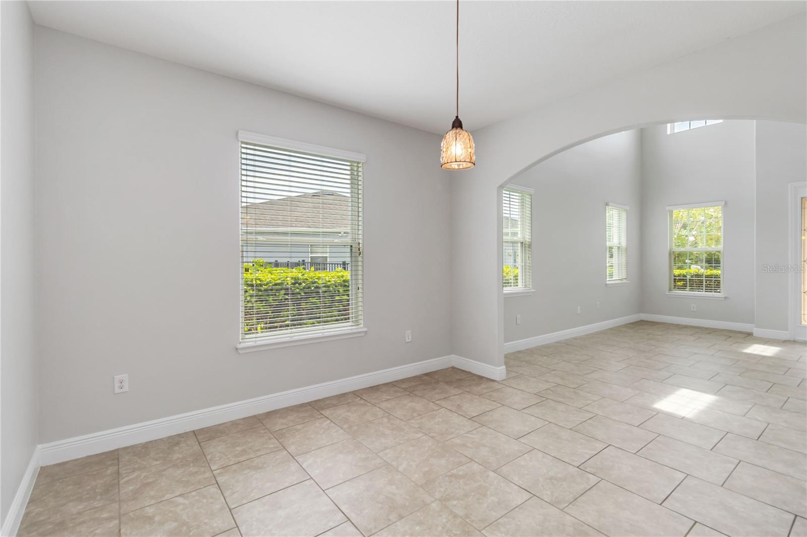 Image 11 of 54 For 115 Myrtleberry Lane