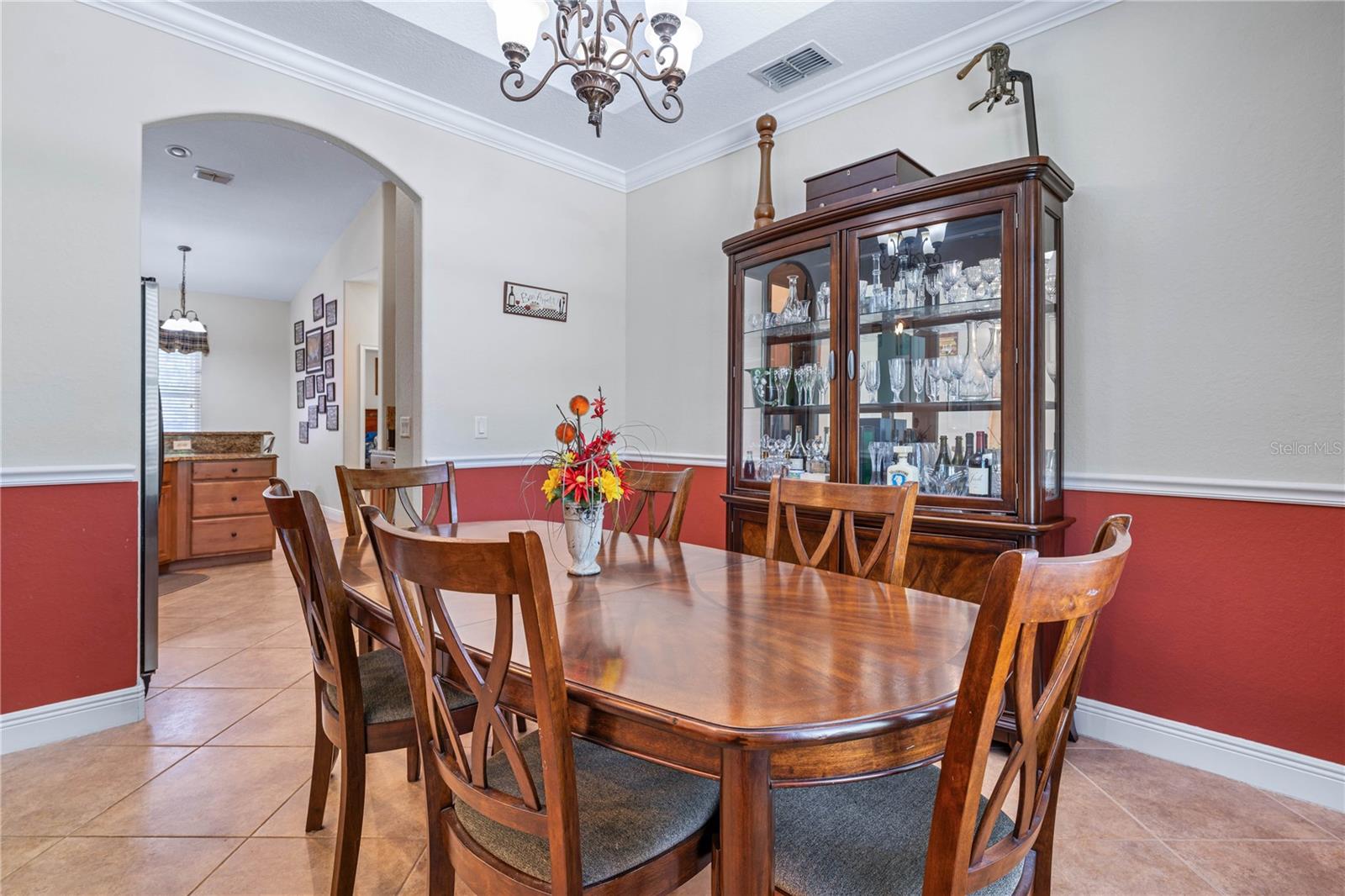 Image 14 of 56 For 859 Leather Fern Lane
