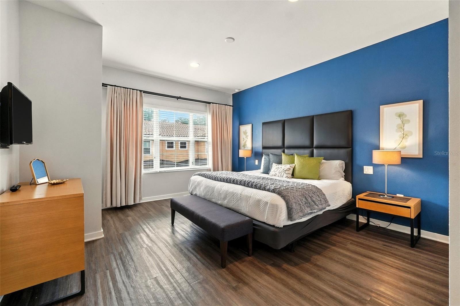 Image 16 of 28 For 2617 Bugatti Court