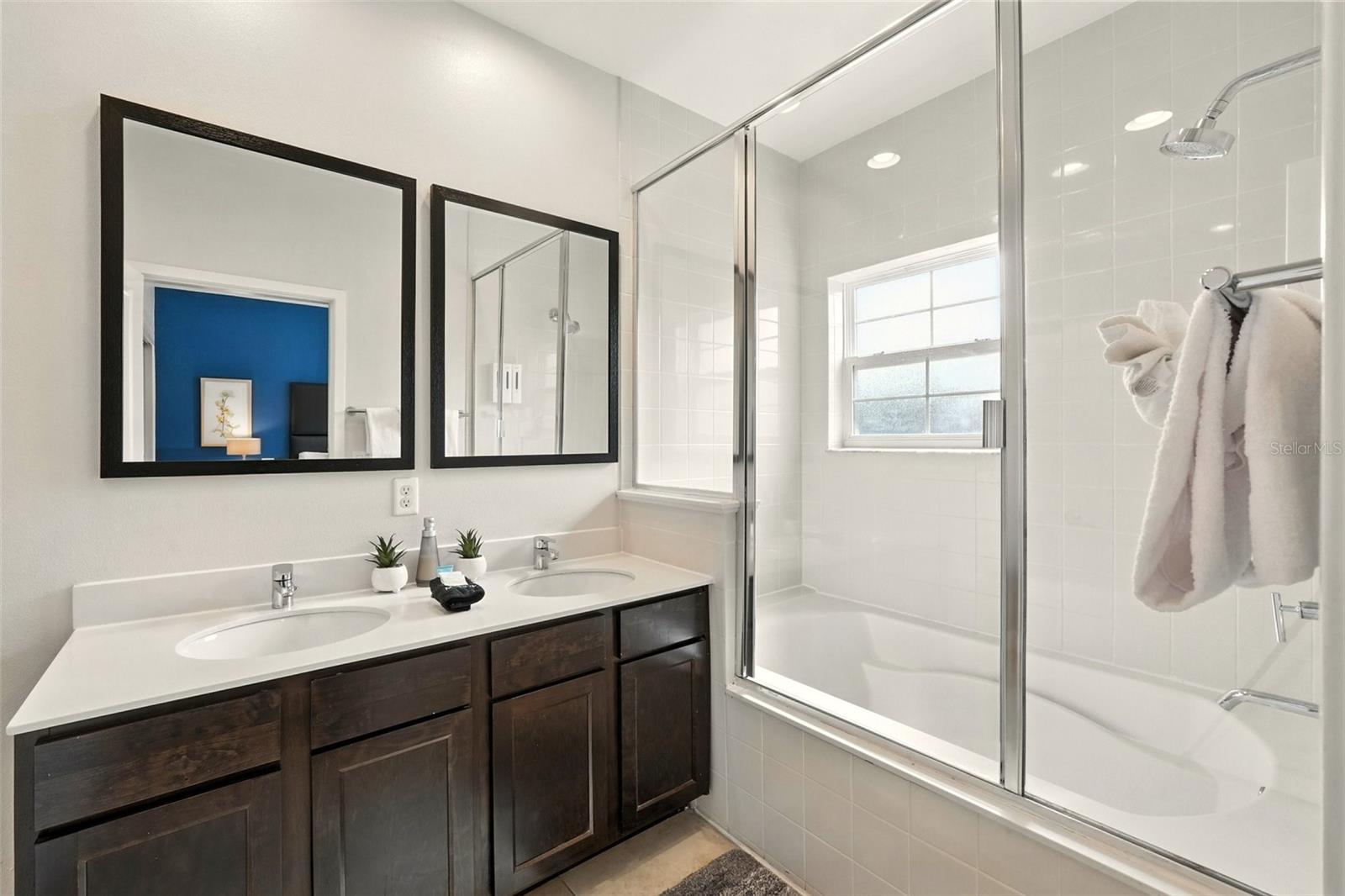 Image 18 of 28 For 2617 Bugatti Court