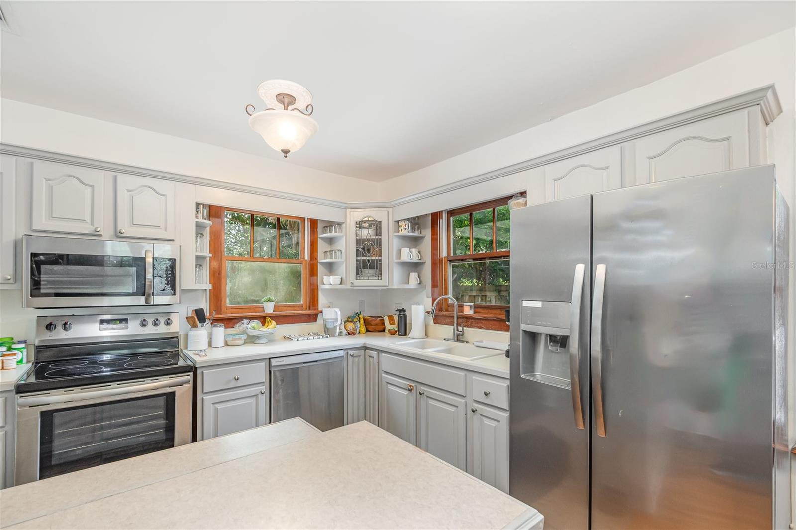 Image 13 of 29 For 914 Shine Avenue