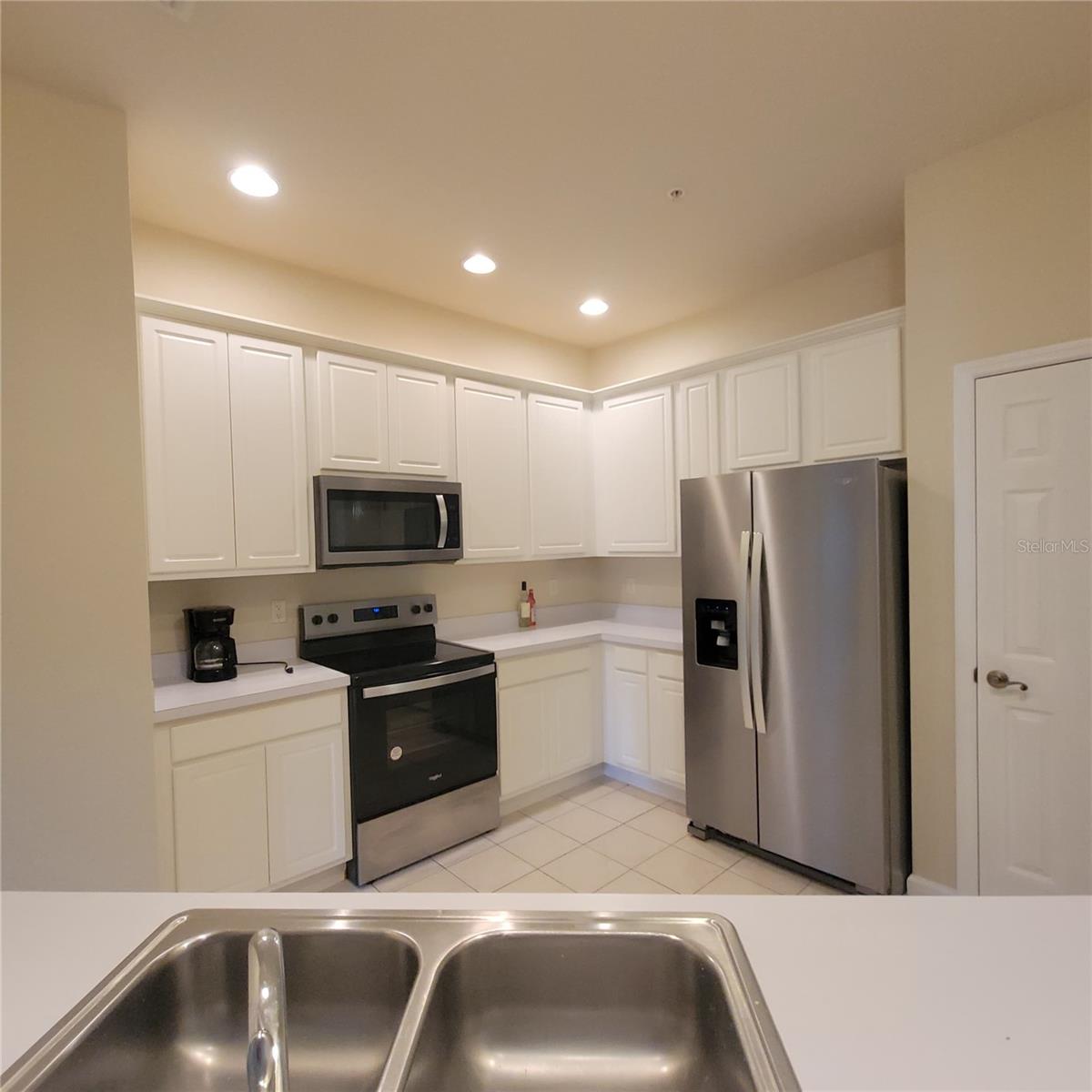 Image 3 of 22 For 3351 Whitestone Circle 105