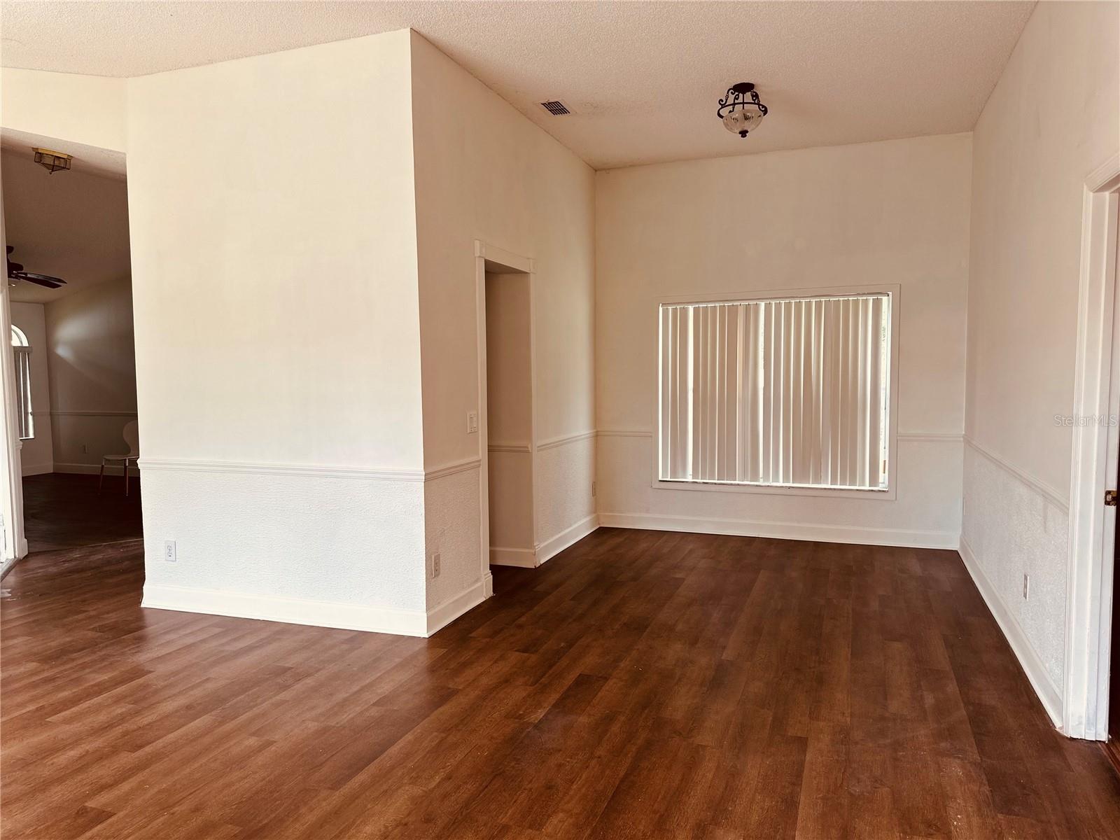 Image 6 of 18 For 14542 Grassy Cove Circle